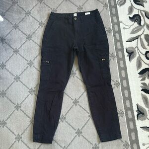 GAP Black Skinny Ankle Pants with Side Zippers RN 54023